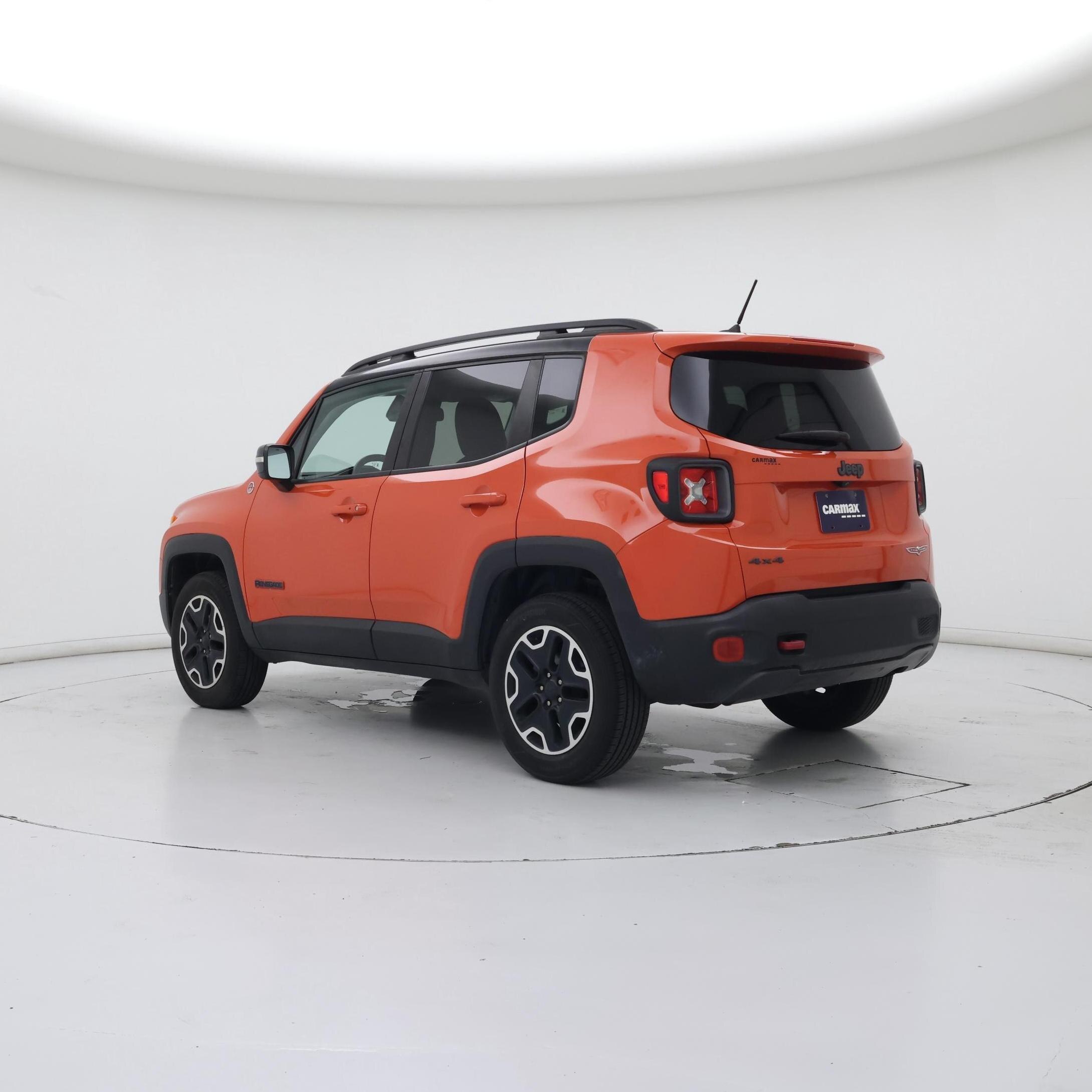 Thumbnail: 2016 Jeep Renegade - 2