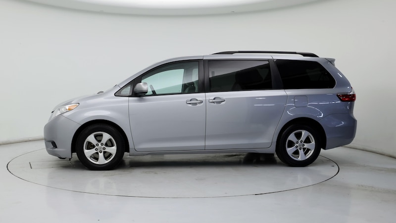 2016 Toyota Sienna LE 3