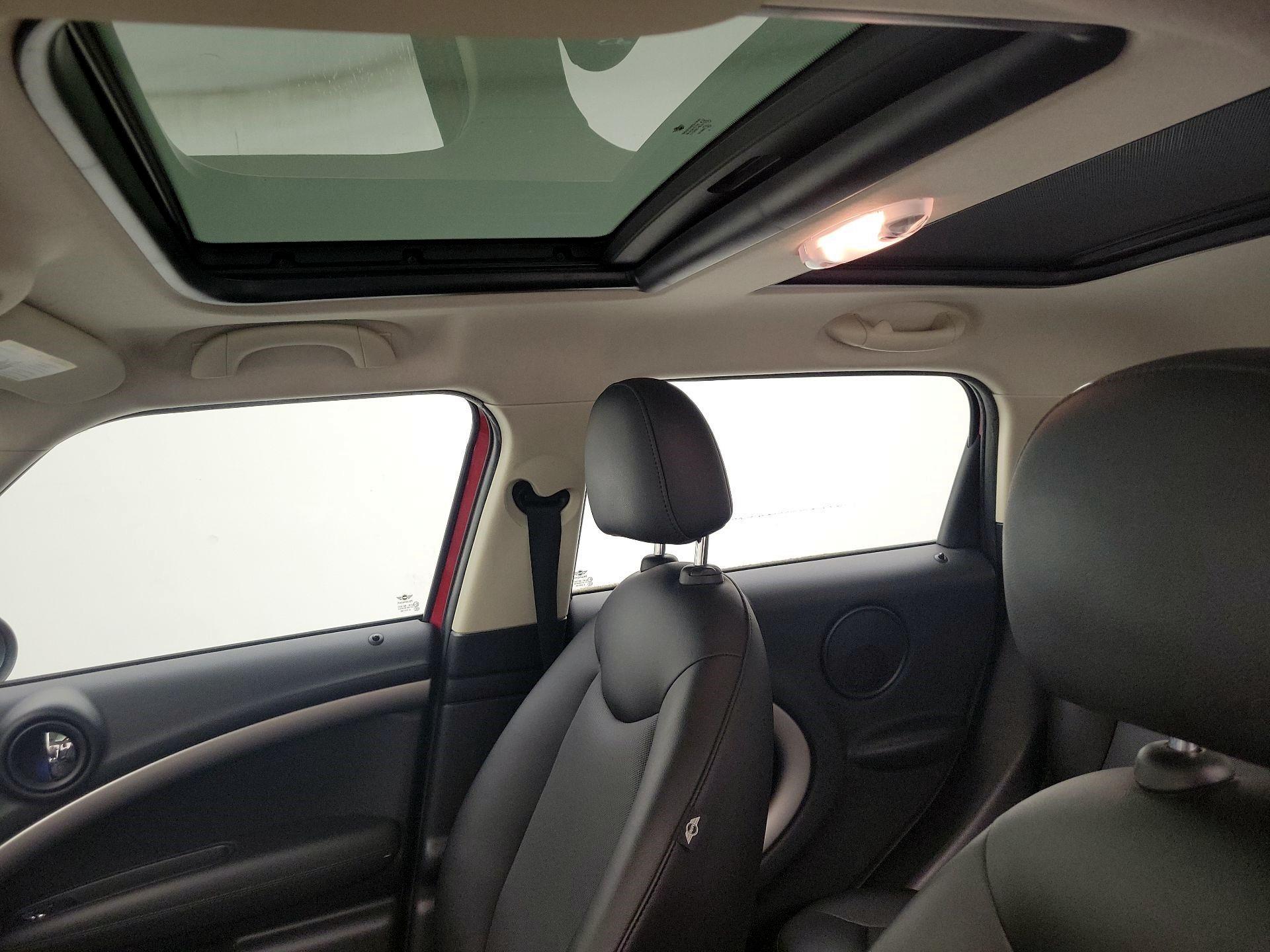 Thumbnail: 2014 MINI Cooper Countryman - 16