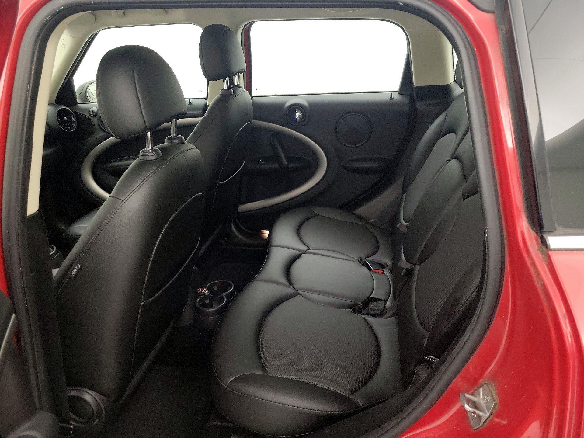 Thumbnail: 2014 MINI Cooper Countryman - 17