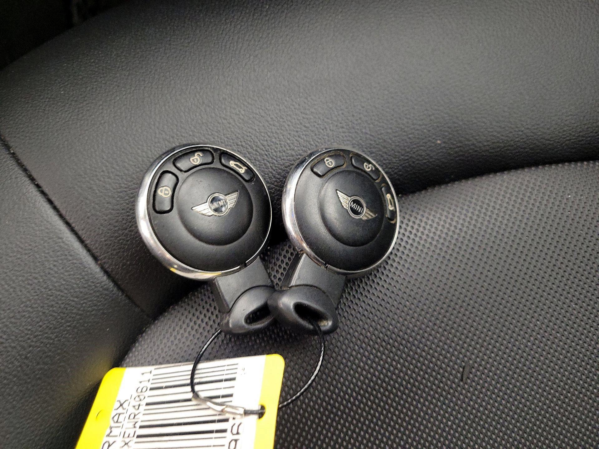 Thumbnail: 2014 MINI Cooper Countryman - 20