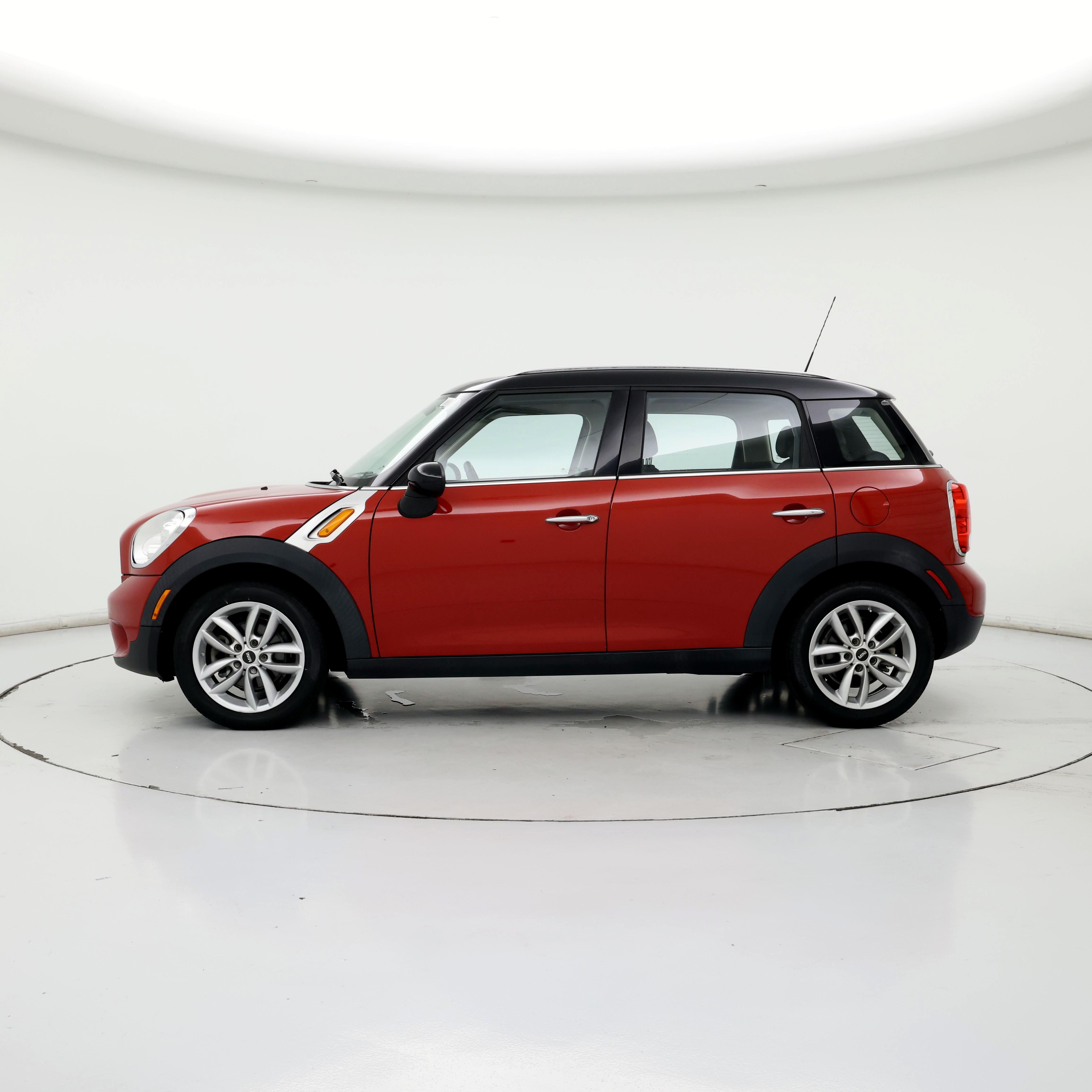 Thumbnail: 2014 MINI Cooper Countryman - 3