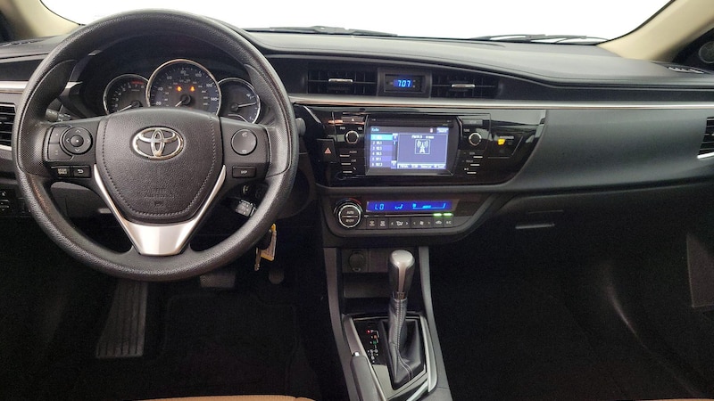 2015 Toyota Corolla LE 9