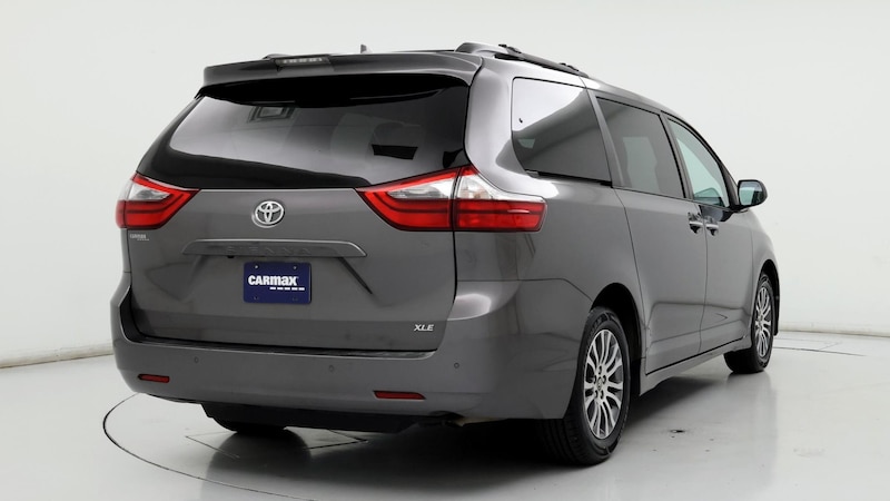 2020 Toyota Sienna XLE 5