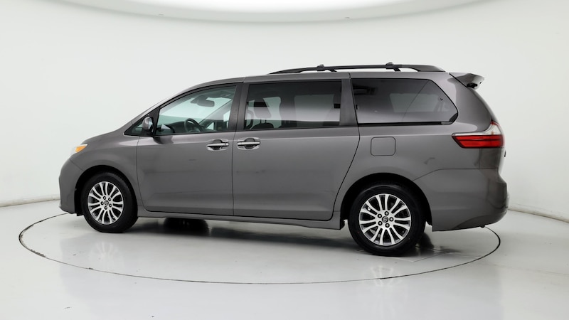 2020 Toyota Sienna XLE 7