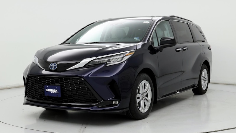 2022 Toyota Sienna XSE 4