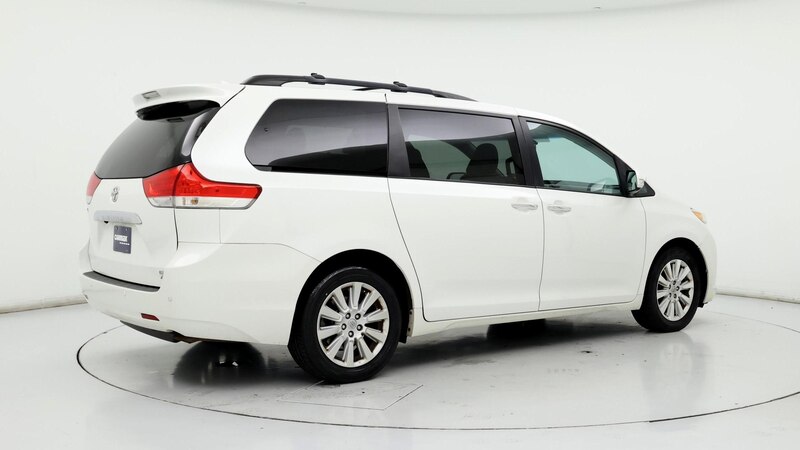 2014 Toyota Sienna Limited 4