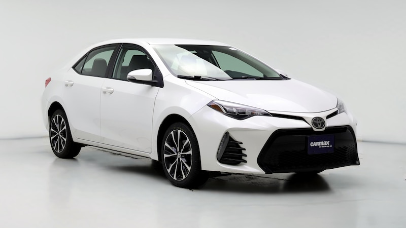 2017 Toyota Corolla SE Hero Image