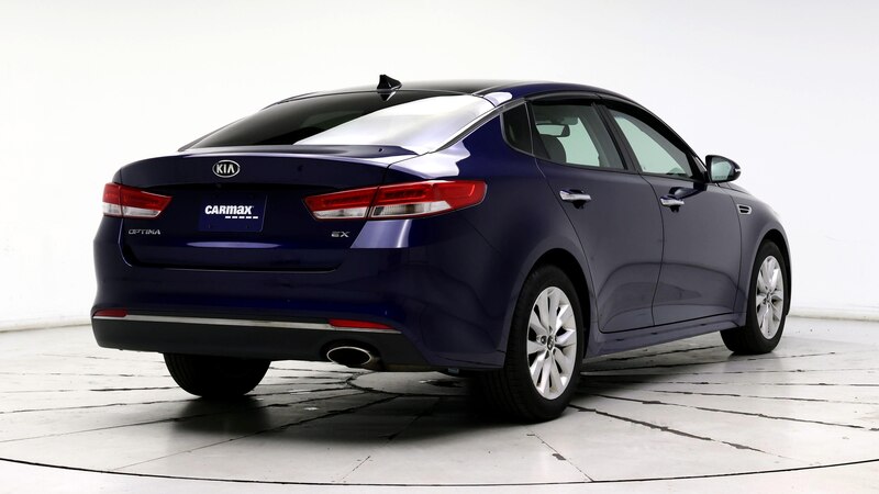 2017 Kia Optima EX 8