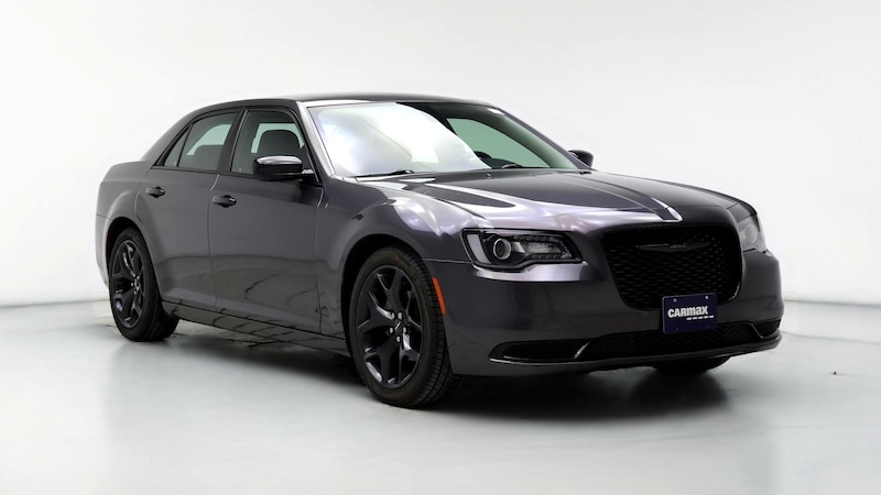 2021 Chrysler 300 Touring Hero Image