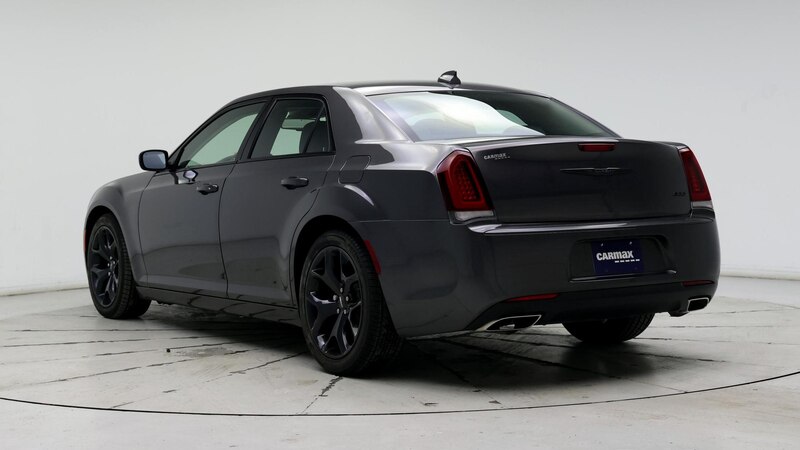 2021 Chrysler 300 Touring 2