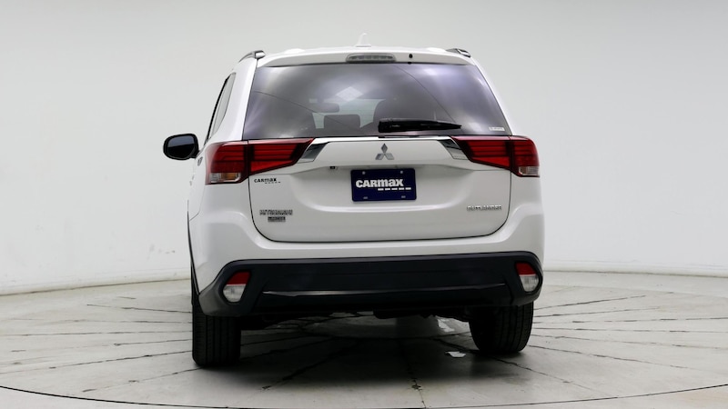 2018 Mitsubishi Outlander LE 6