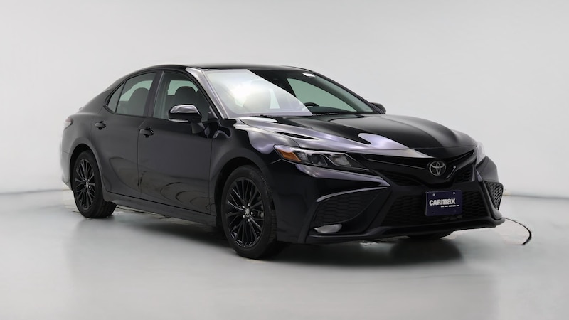 2022 Toyota Camry SE Hero Image