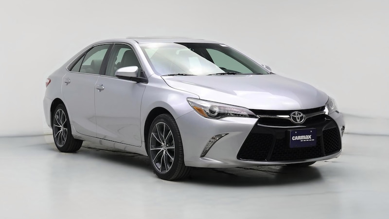 2015 Toyota Camry XSE Hero Image