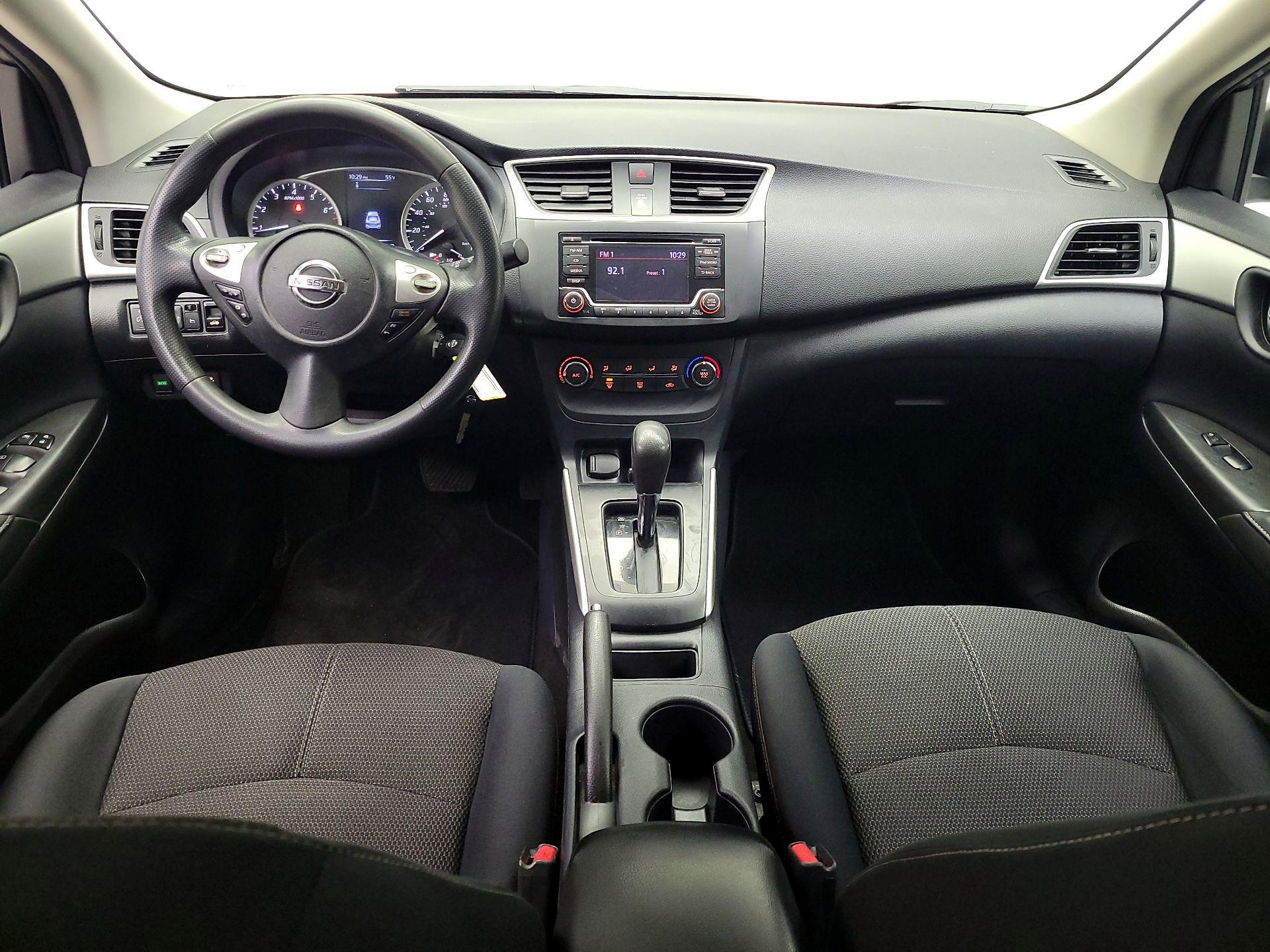 Thumbnail: 2018 Nissan Sentra - 9