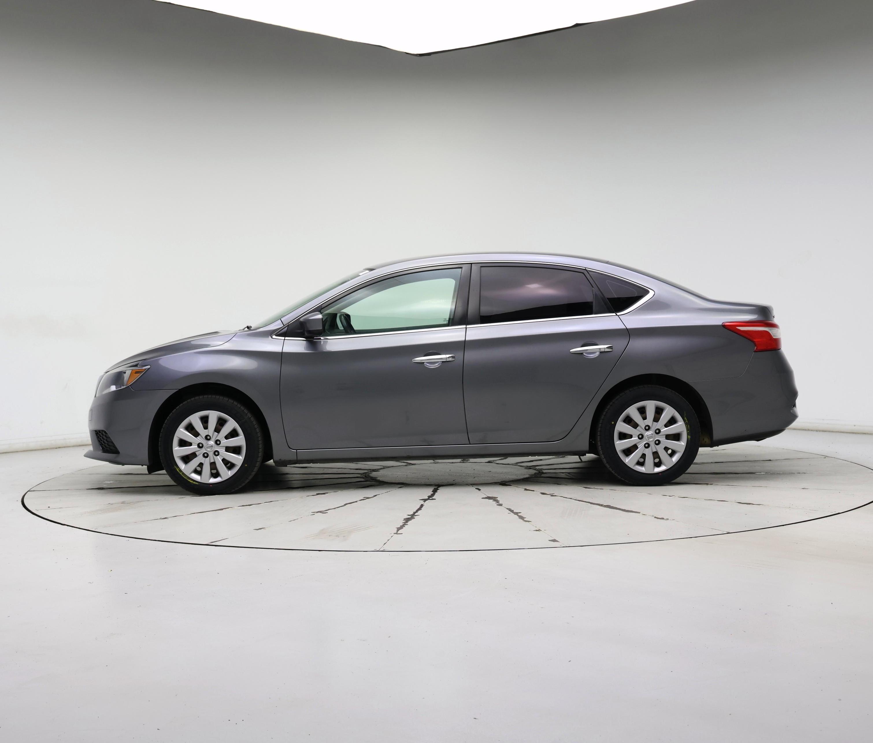 Thumbnail: 2018 Nissan Sentra - 3