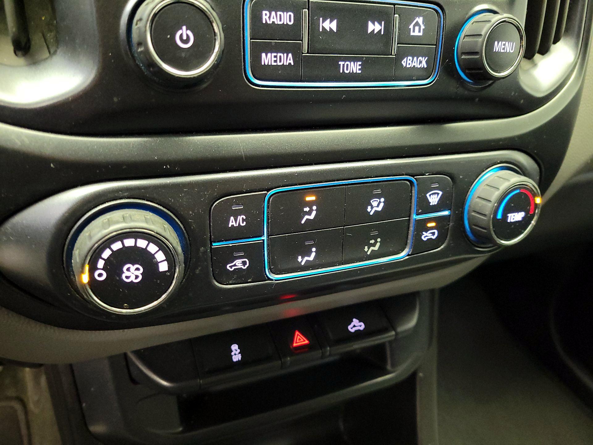 Thumbnail: 2016 Chevrolet Colorado - 16