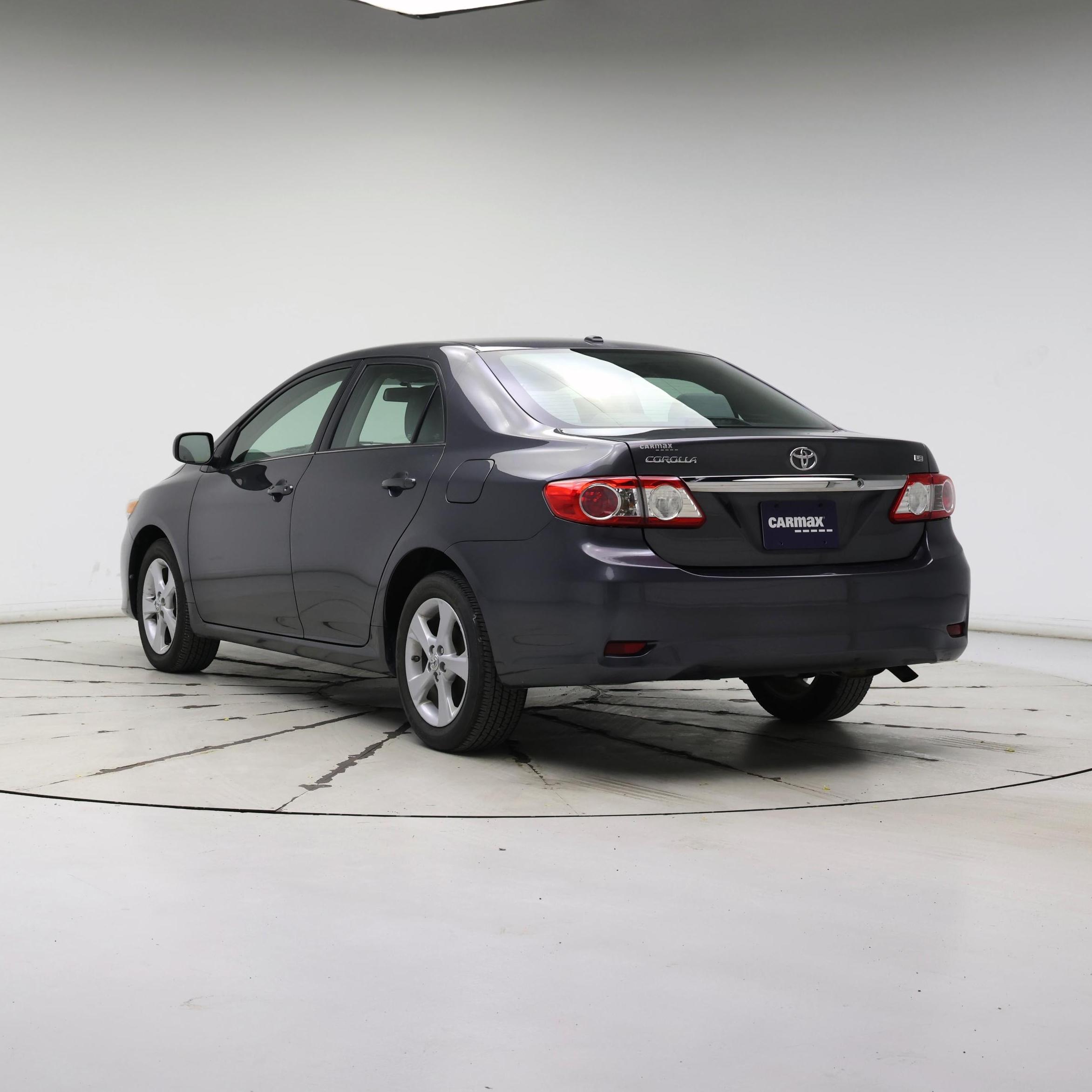 Thumbnail: 2013 Toyota Corolla - 2