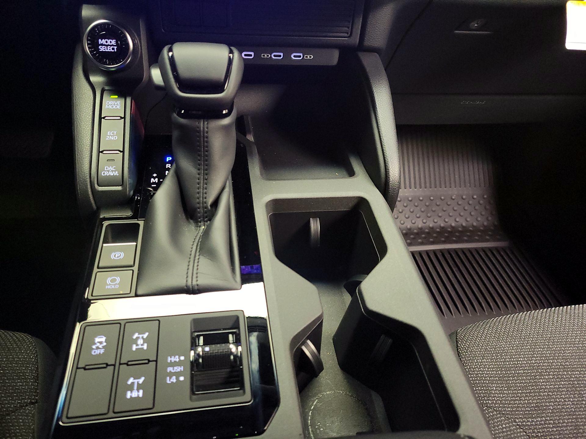 Thumbnail: 2025 Toyota Land Cruiser - 17