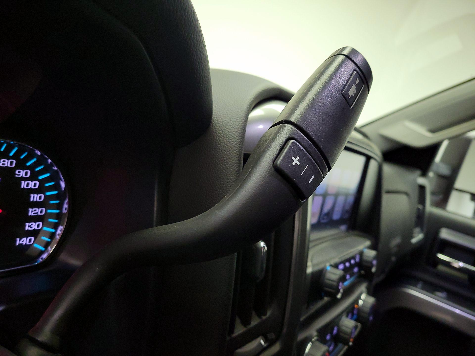 Thumbnail: 2019 Chevrolet Silverado 1500 - 17