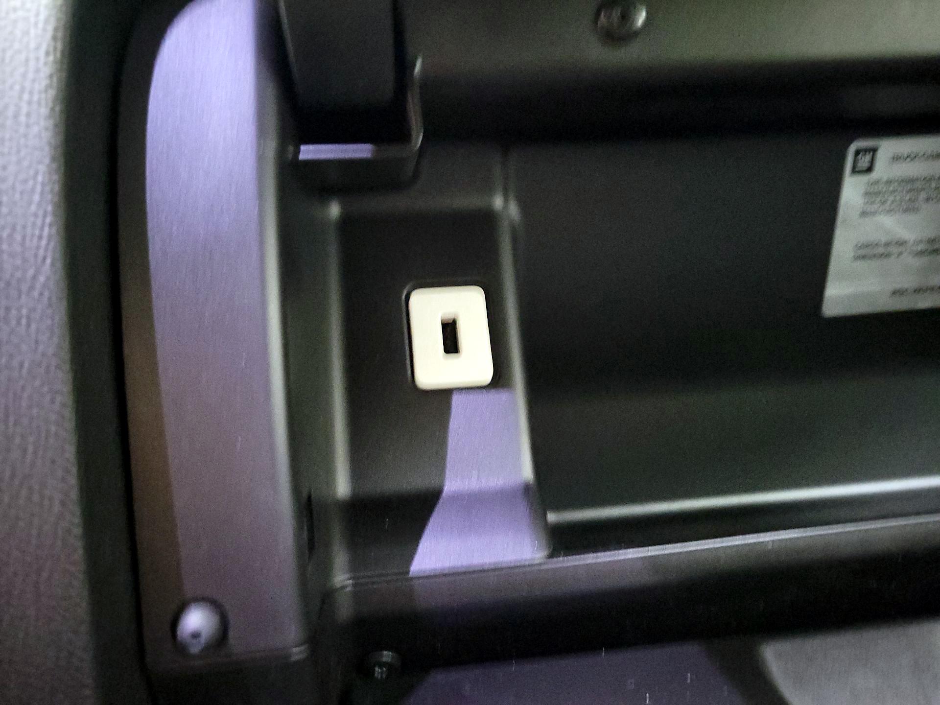 Thumbnail: 2019 Chevrolet Silverado 1500 - 18