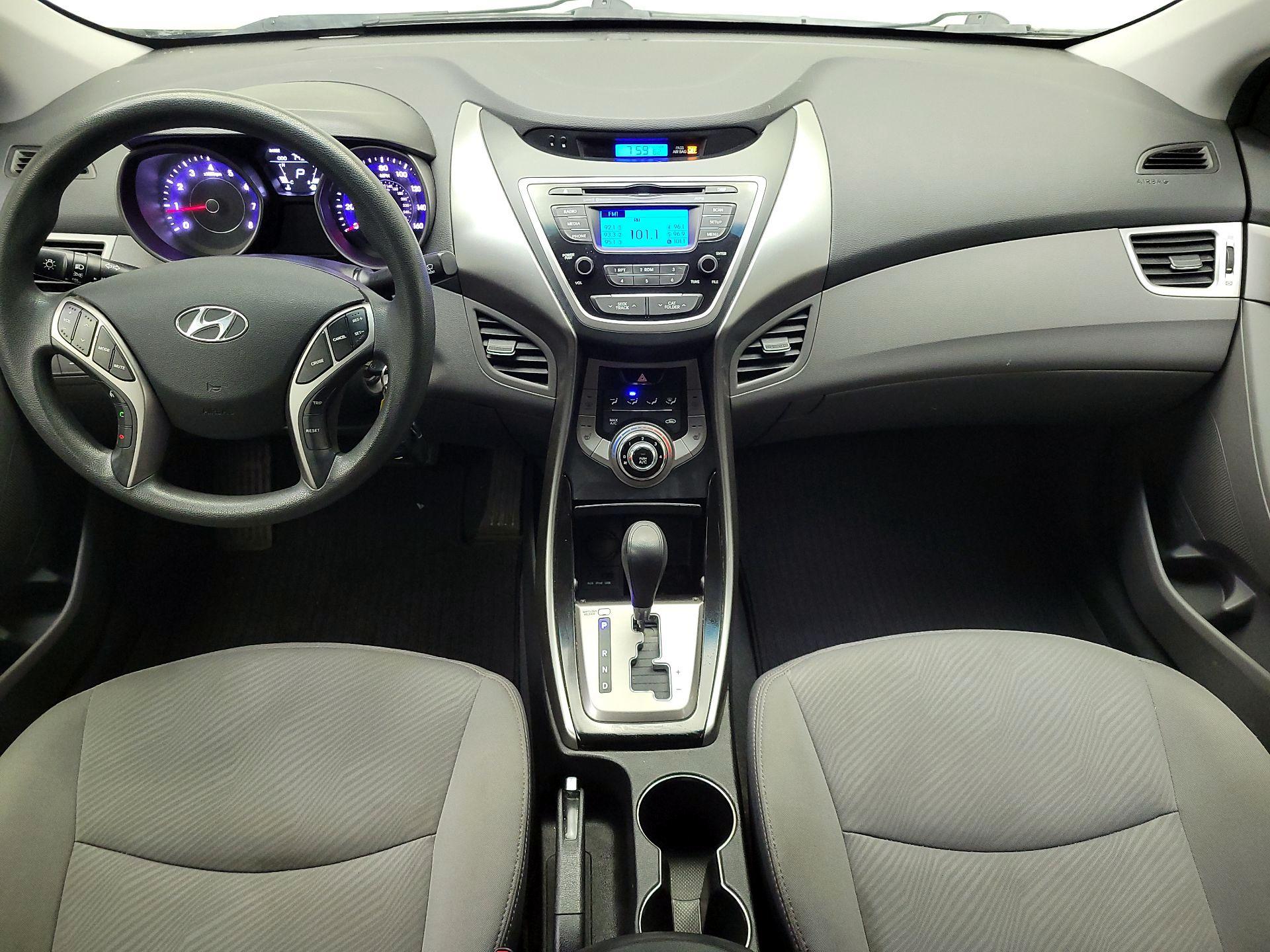 Thumbnail: 2013 Hyundai Elantra - 9