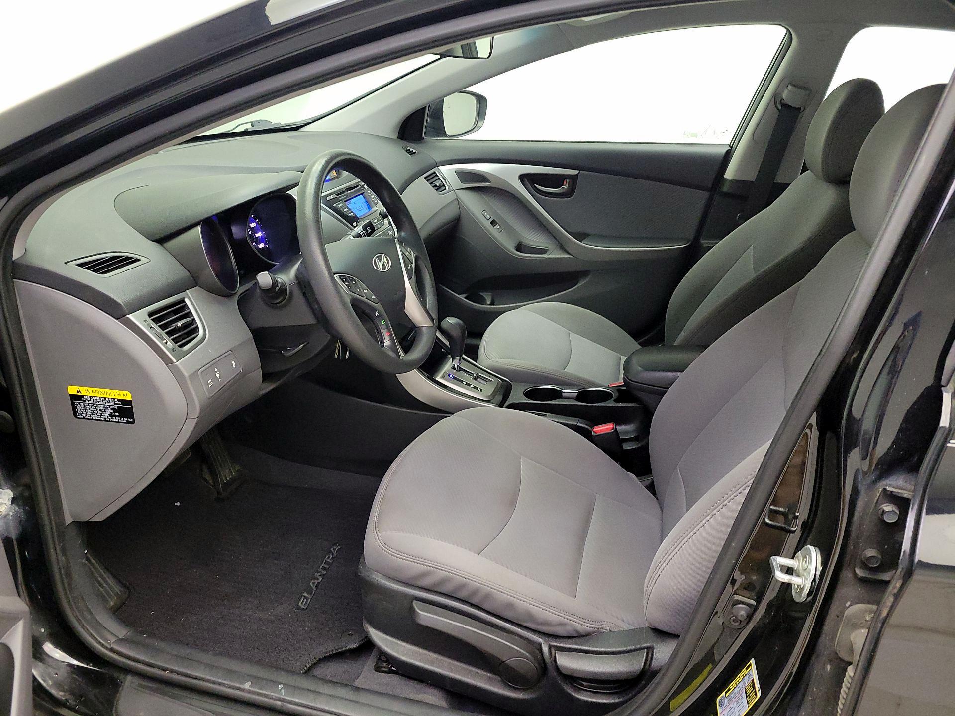 Thumbnail: 2013 Hyundai Elantra - 11