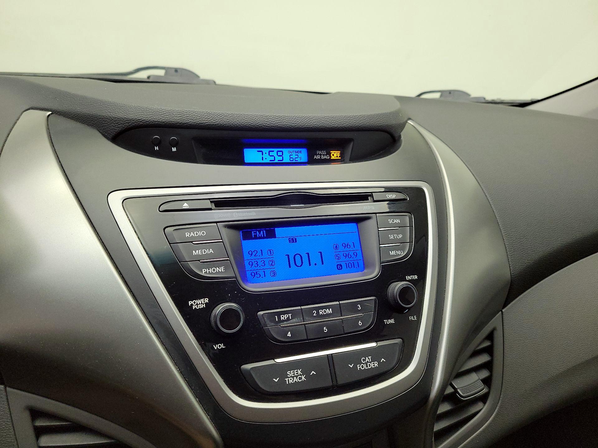 Thumbnail: 2013 Hyundai Elantra - 14