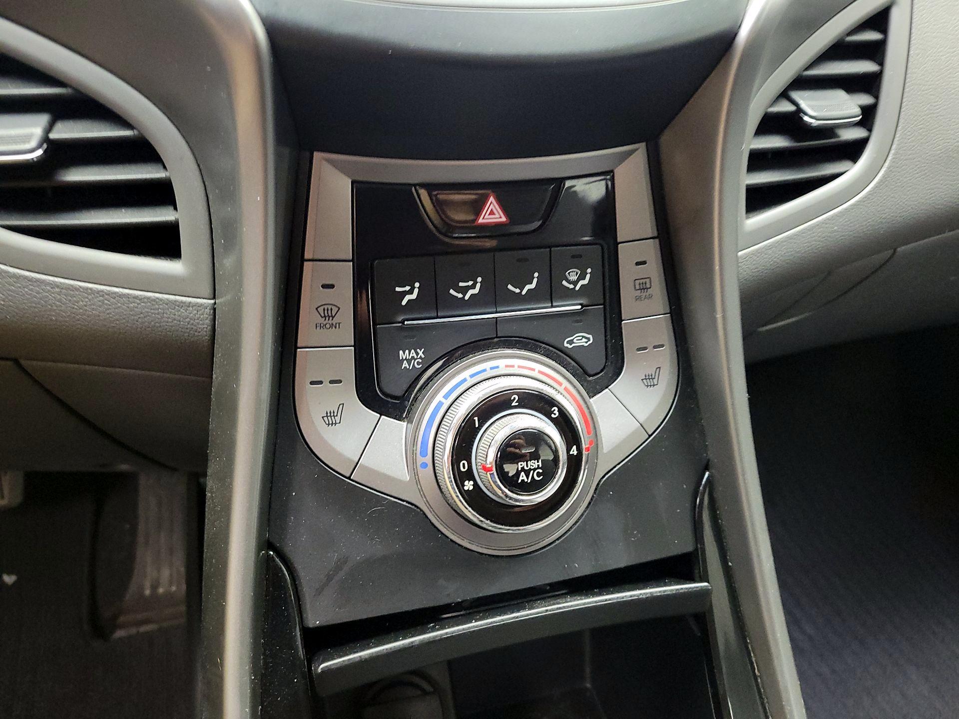 Thumbnail: 2013 Hyundai Elantra - 15