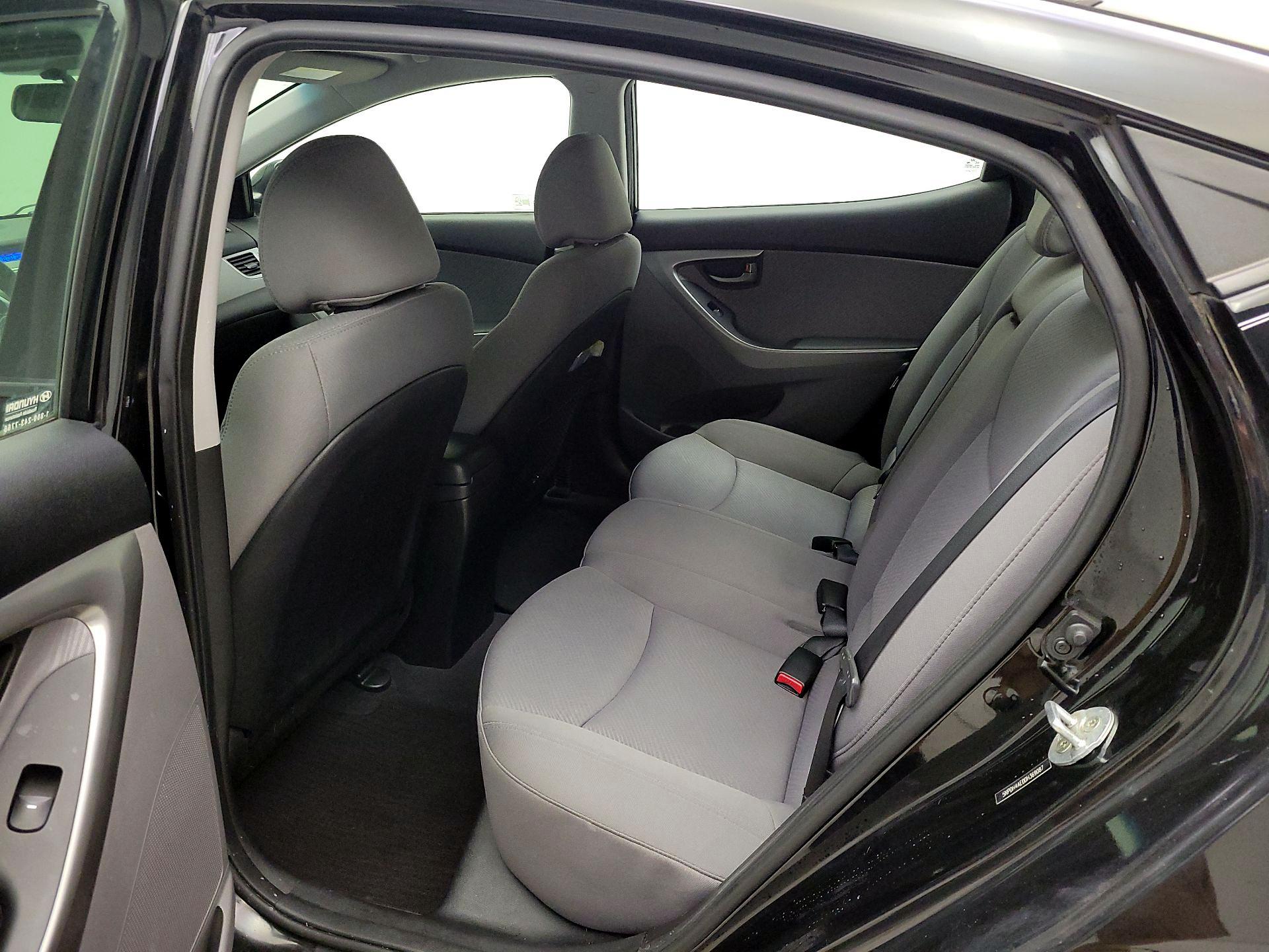 Thumbnail: 2013 Hyundai Elantra - 18