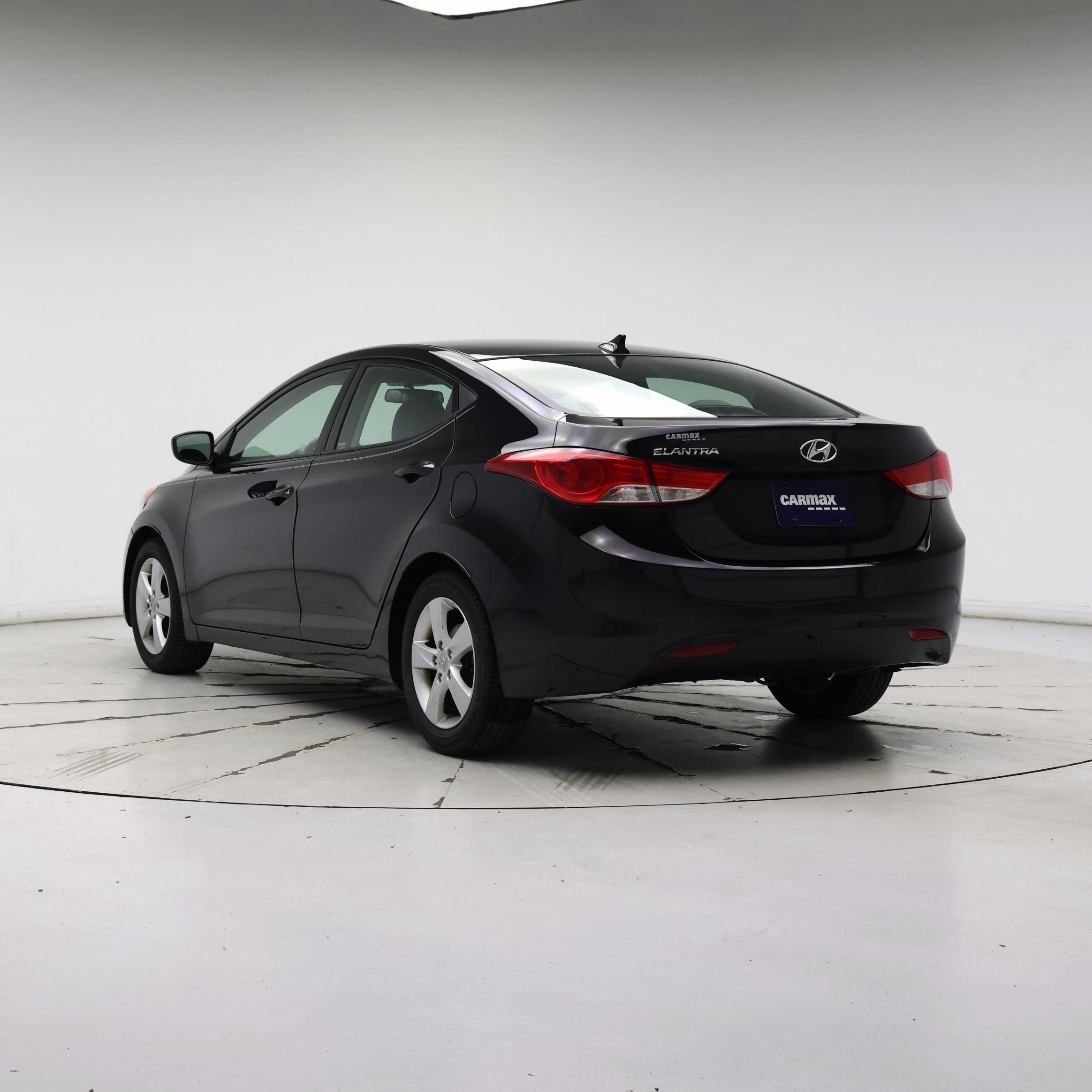 Thumbnail: 2013 Hyundai Elantra - 2
