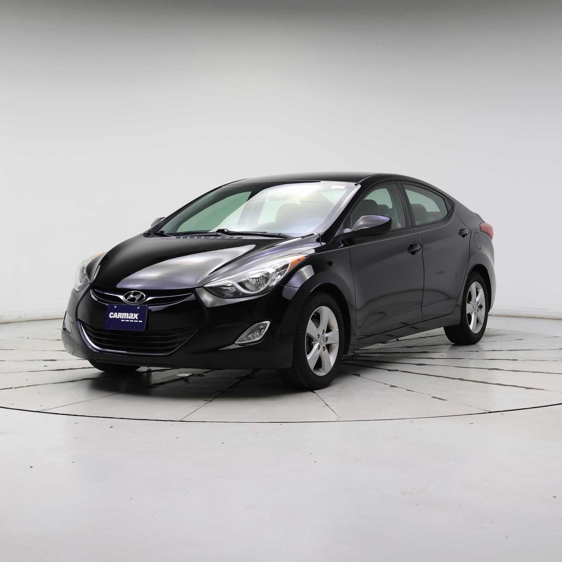 Thumbnail: 2013 Hyundai Elantra - 4