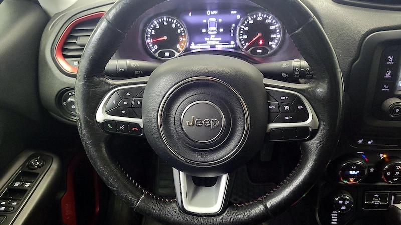 2016 Jeep Renegade Trailhawk 10
