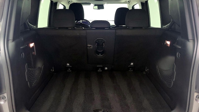 2016 Jeep Renegade Trailhawk 21