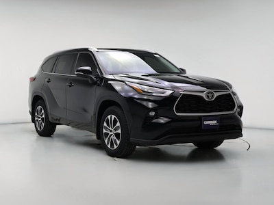 2022 Toyota Highlander XLE -
                Kenosha, WI