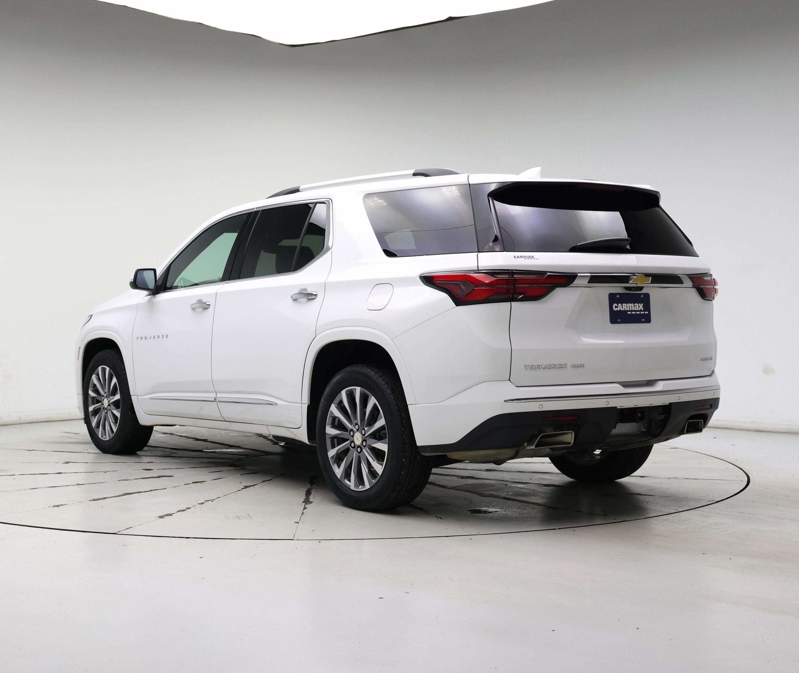 Thumbnail: 2023 Chevrolet Traverse - 2