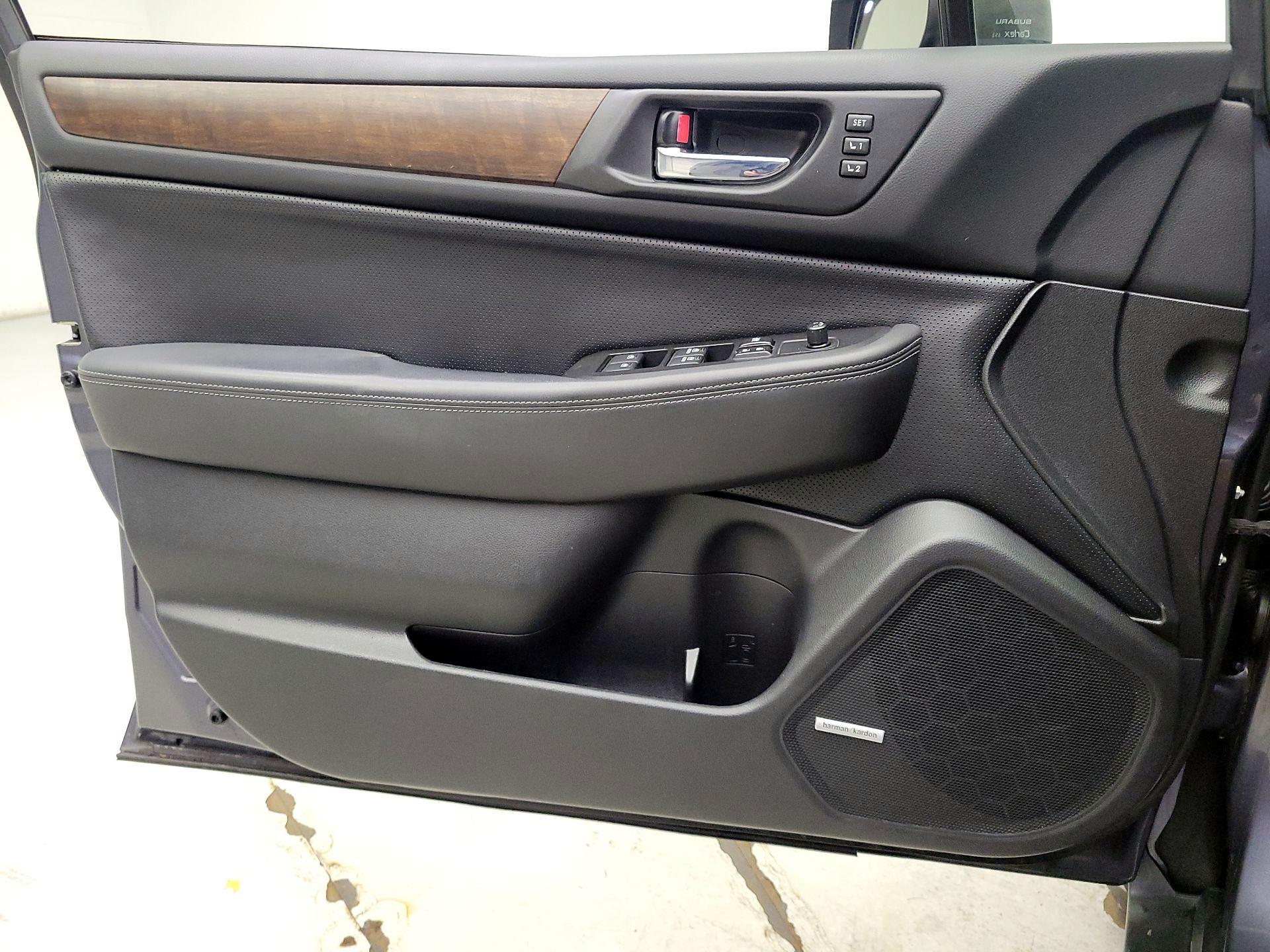 Thumbnail: 2015 Subaru Outback - 12
