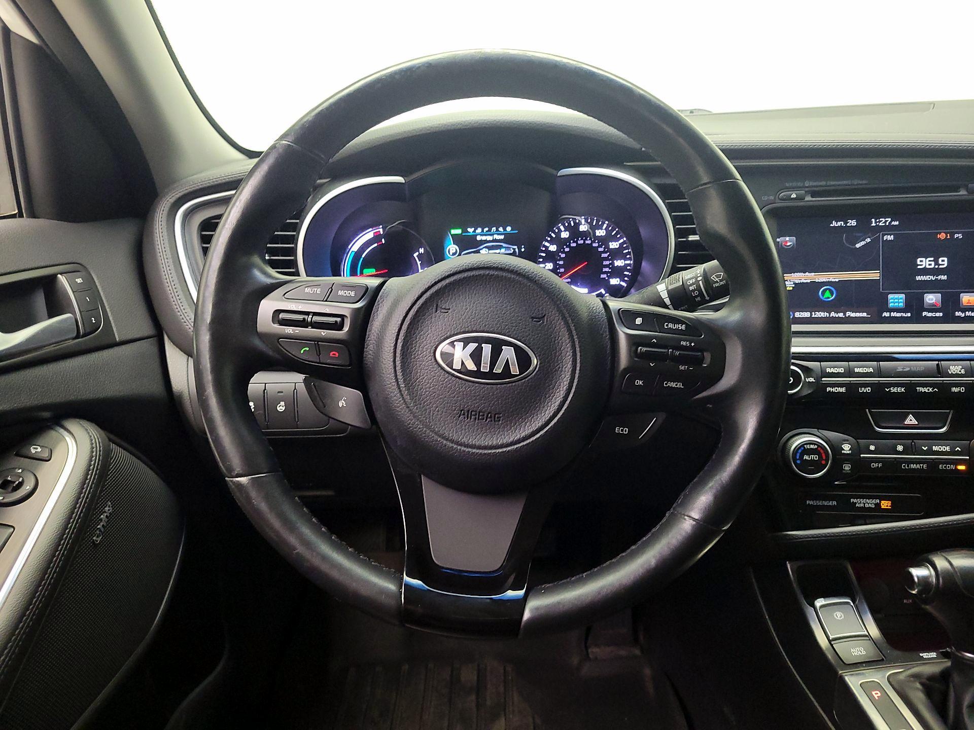 Thumbnail: 2015 Kia Optima - 10