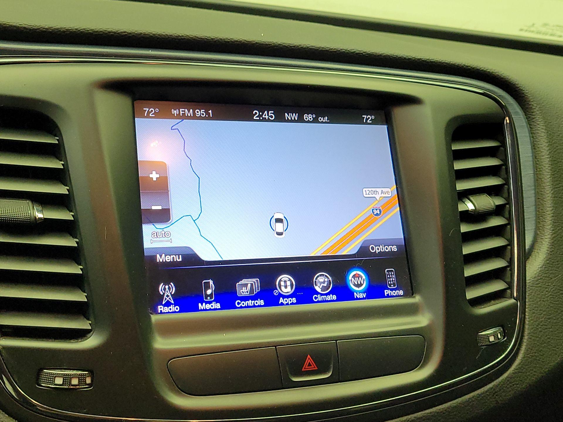 Thumbnail: 2015 Chrysler 200 - 14