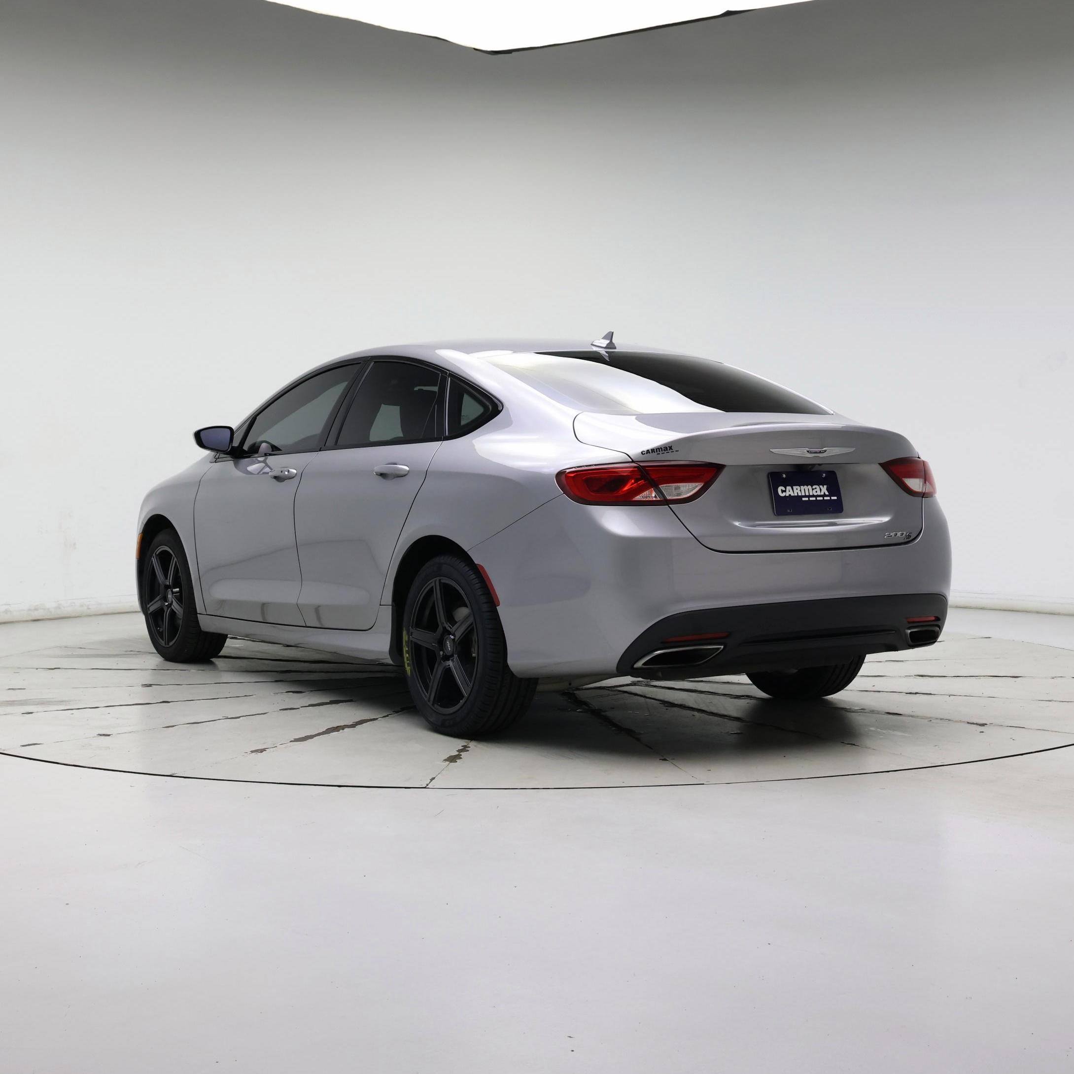 Thumbnail: 2015 Chrysler 200 - 2