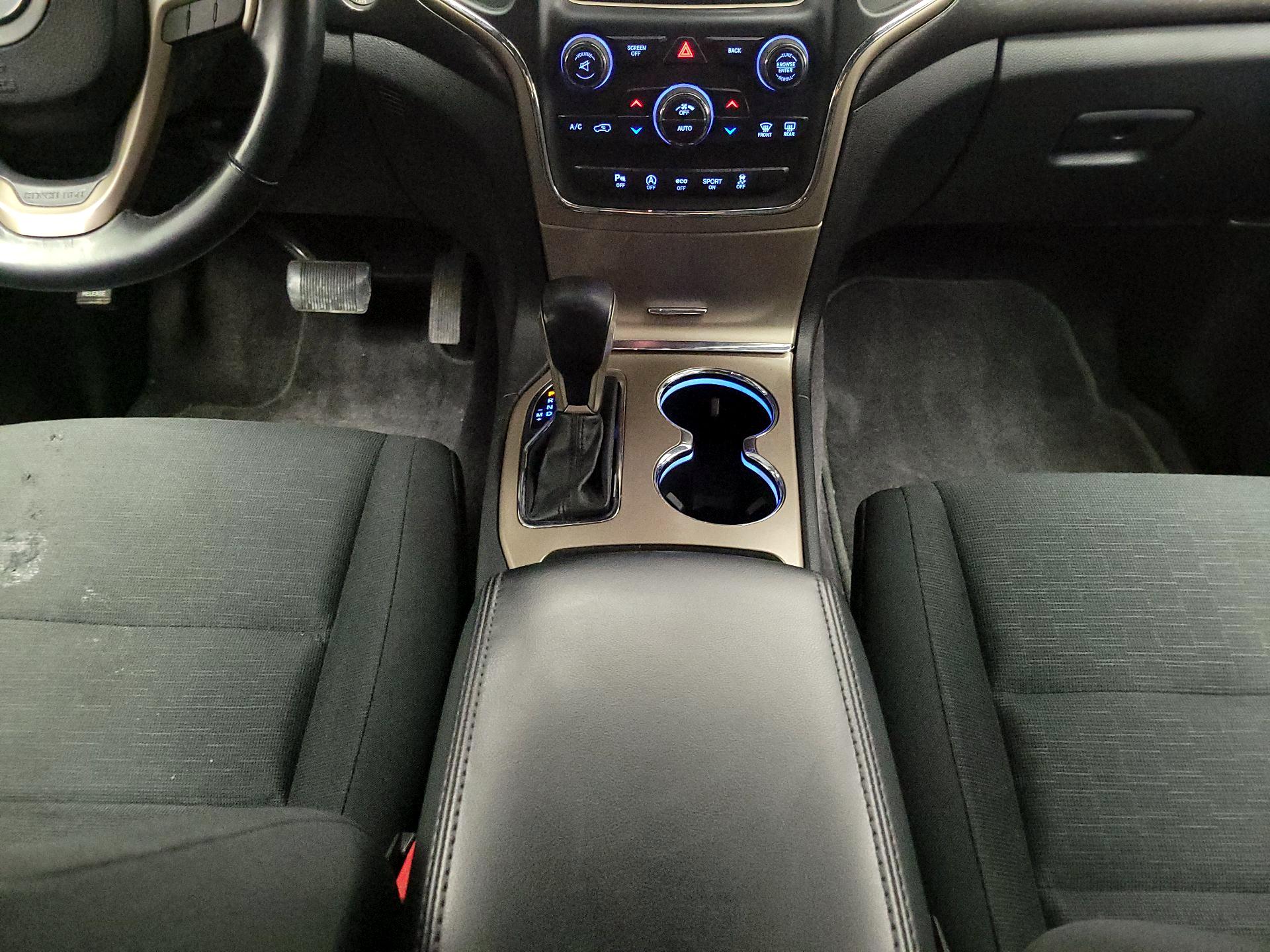 Thumbnail: 2017 Jeep Grand Cherokee - 17