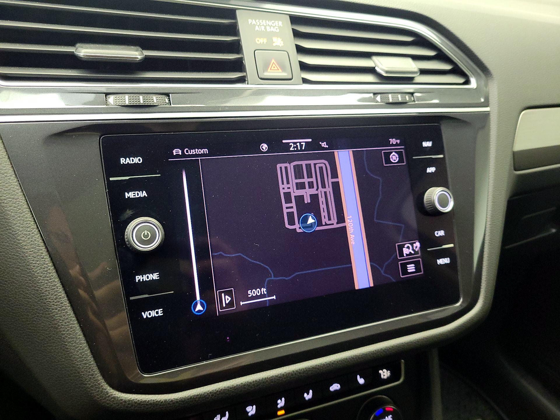 Thumbnail: 2021 Volkswagen Tiguan - 14