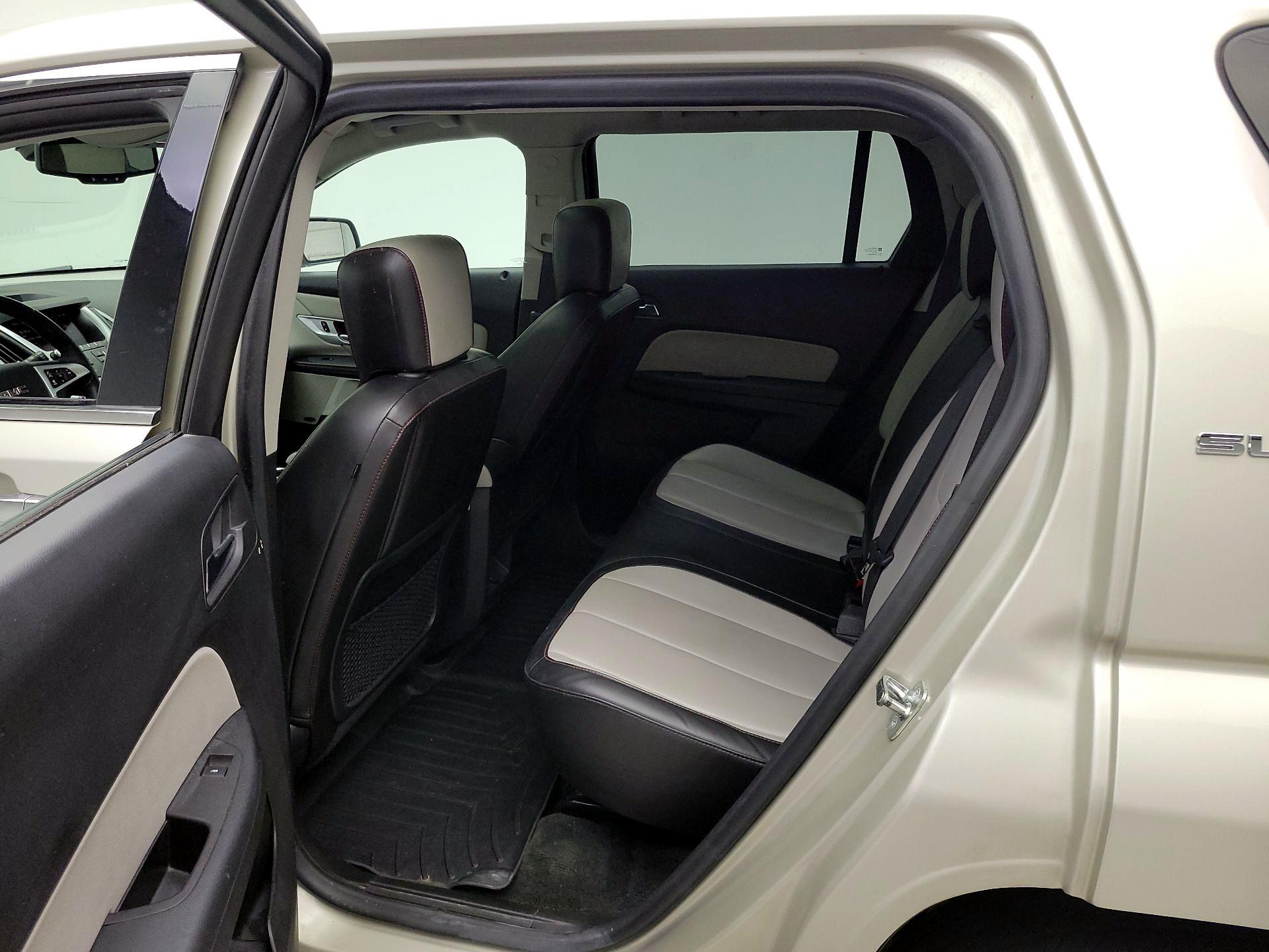 Thumbnail: 2015 GMC Terrain - 18