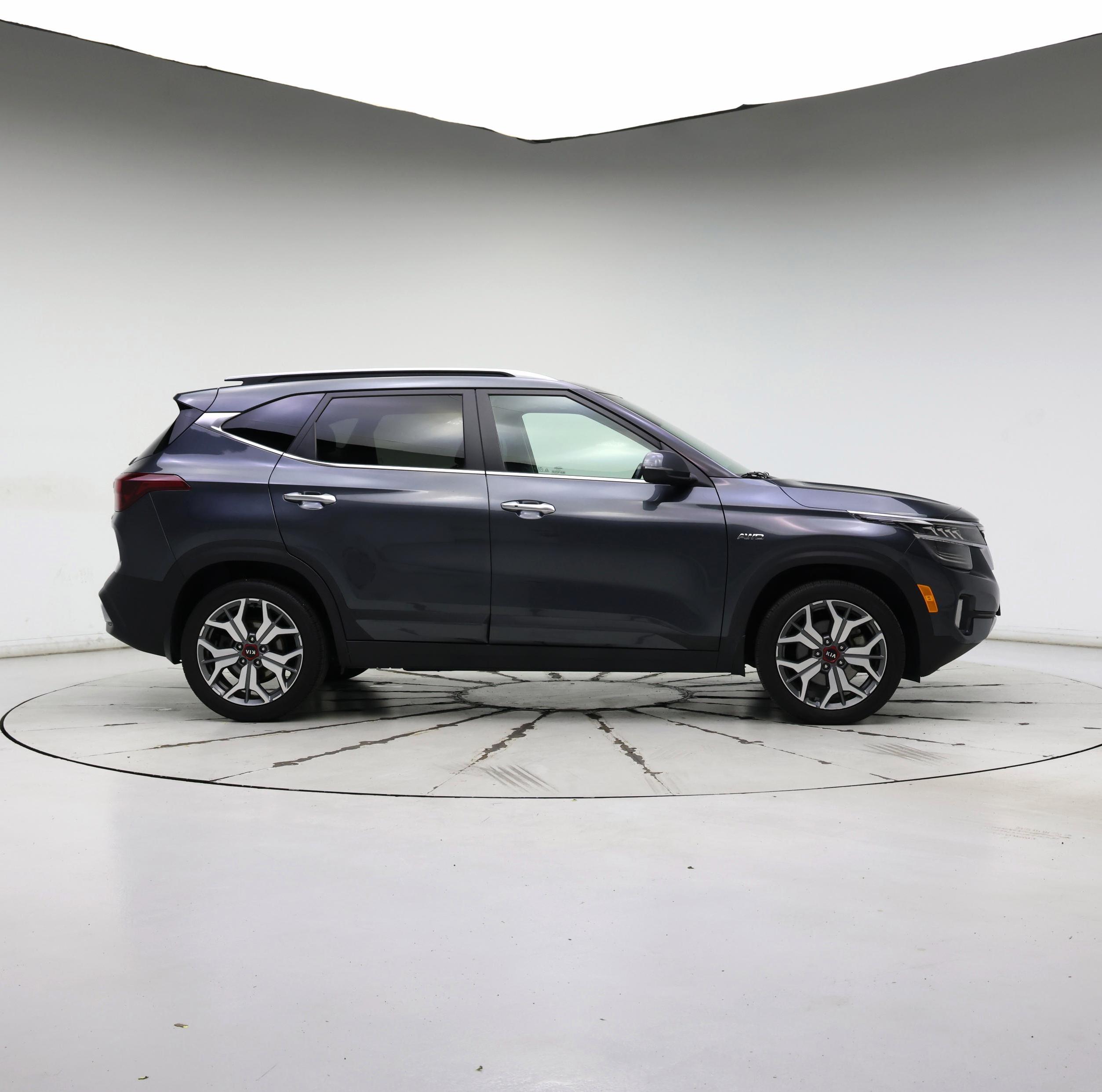 Thumbnail: 2021 Kia Seltos - 7