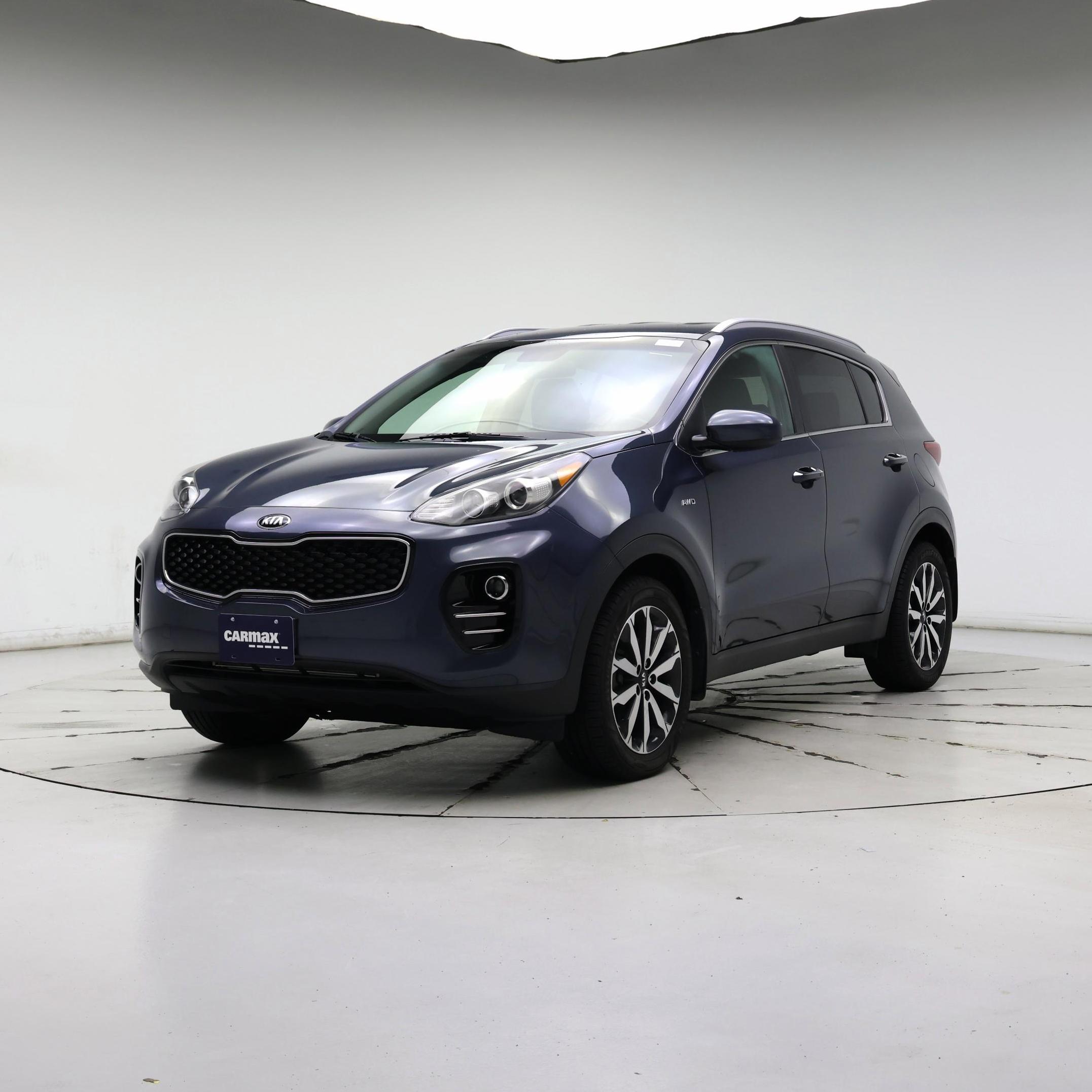 Thumbnail: 2017 Kia Sportage - 4