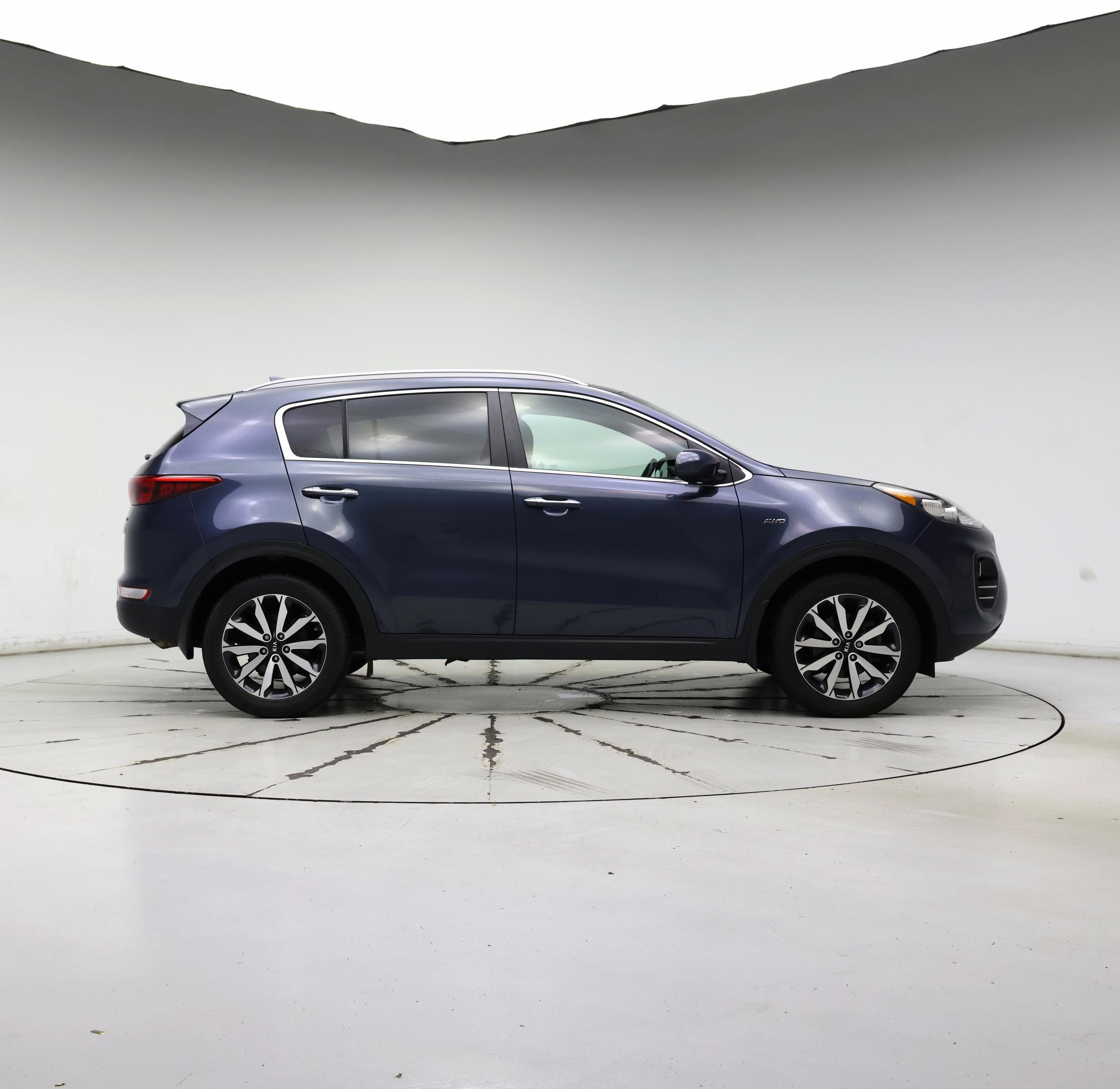 Thumbnail: 2017 Kia Sportage - 7