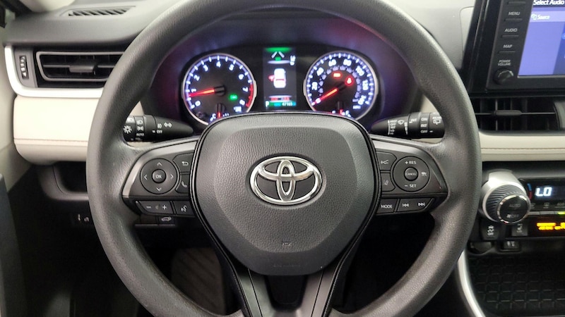 2019 Toyota RAV4 XLE 10