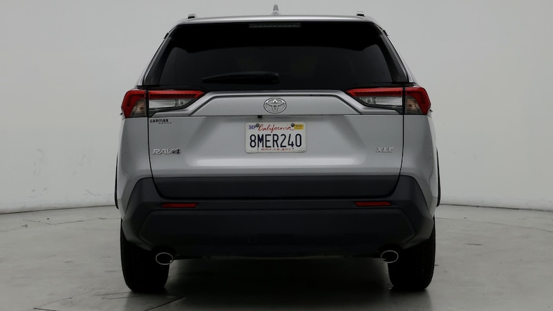 2019 Toyota RAV4 XLE 6