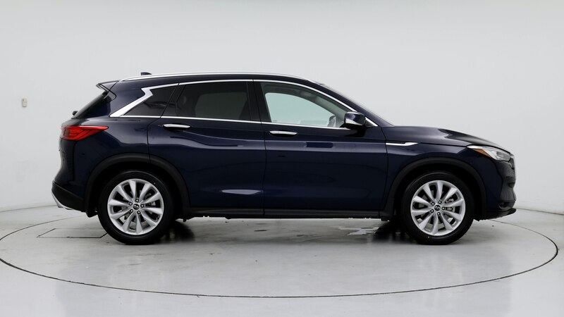 2019 INFINITI QX50 Essential 7