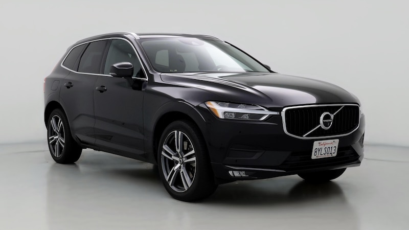 2021 Volvo XC60 T6 Momentum Hero Image